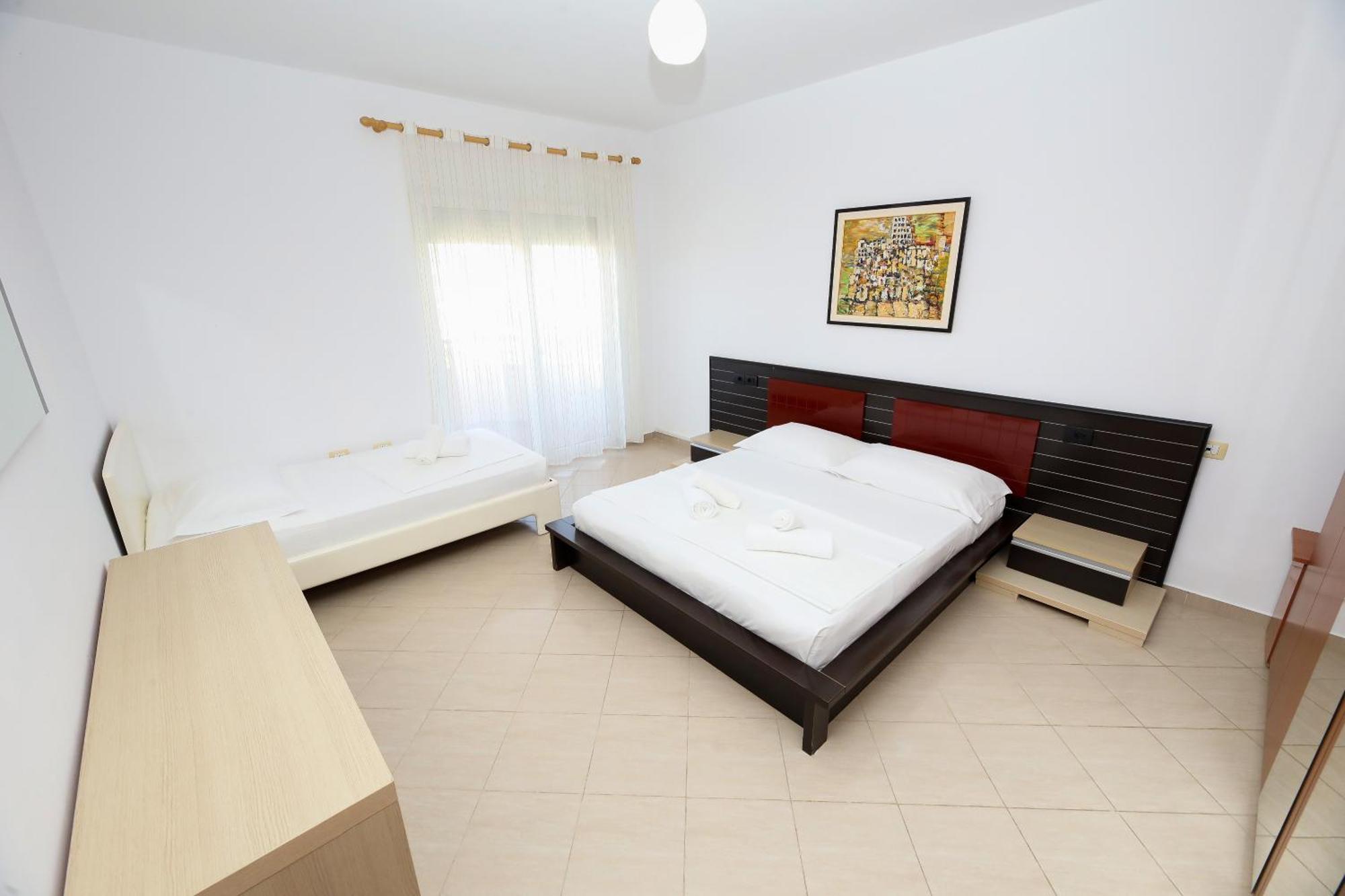 Jimi Apartments 2 Вльора Екстер'єр фото